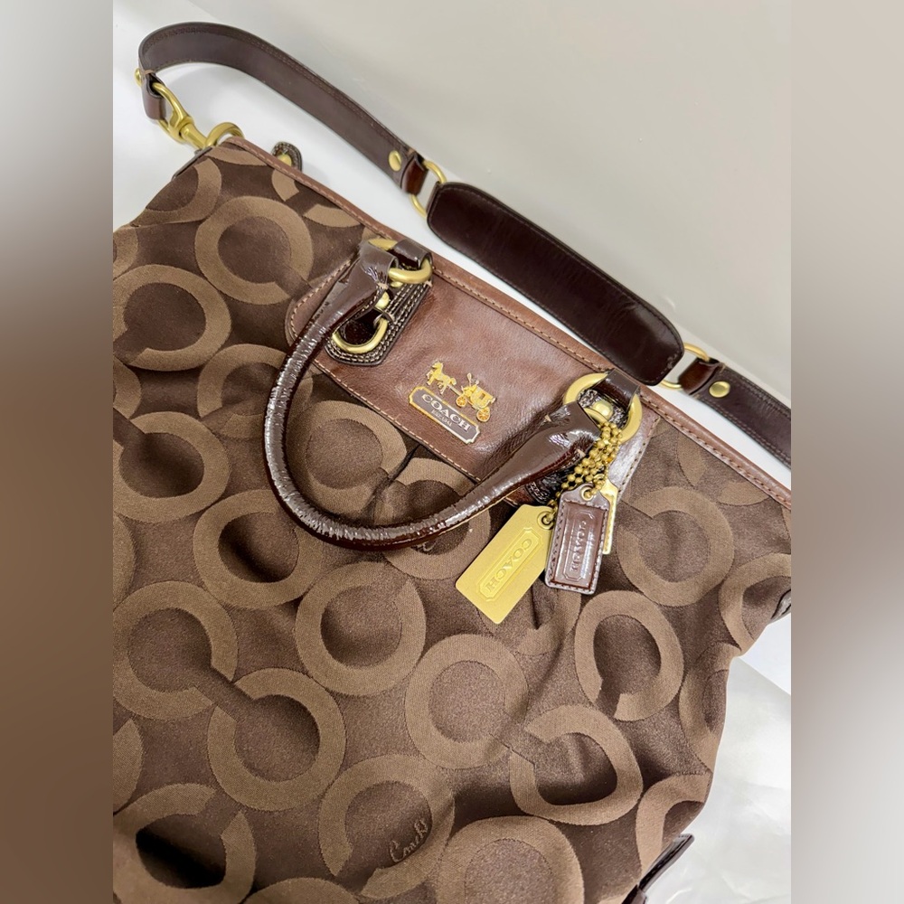 Authentic Coach Brown Signature Canvas Tote Bag - Classic Coach Handbag - Picture 2 of 9